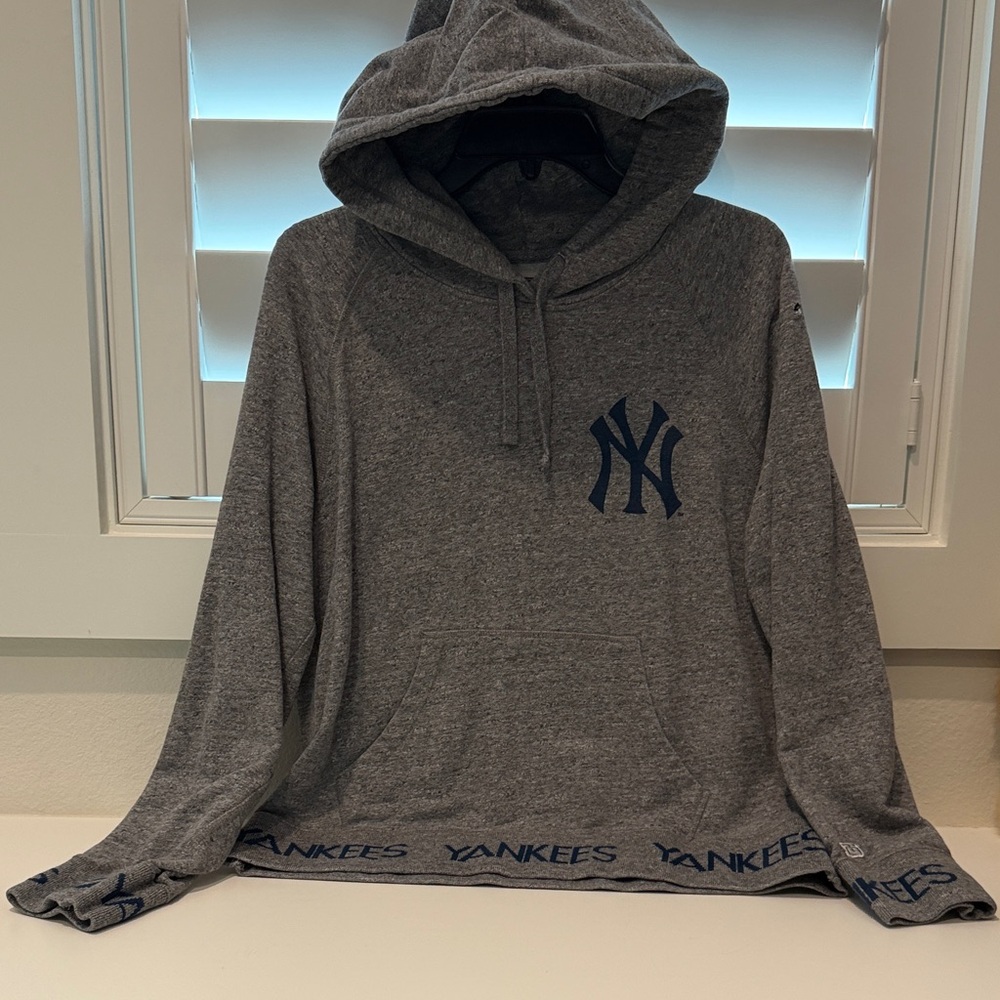 Gray Yankees Logo Women's Hoodie